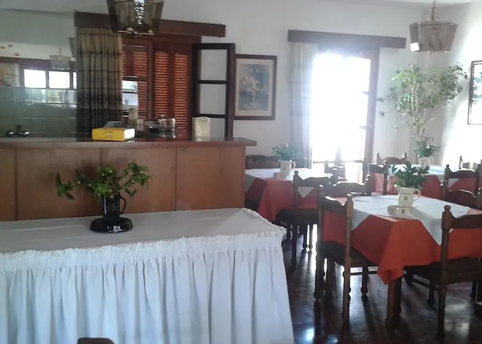 Plaza فندق سكالا