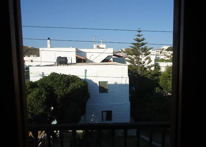 Plaza فندق سكالا